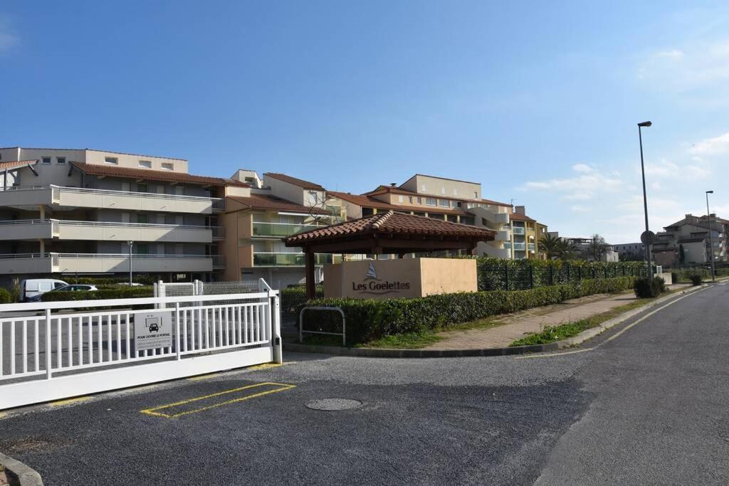 Les Goelettes - Appartement En Rdc Avec Acces Direct A La Plage Saint-Cyprien  Exteriér fotografie